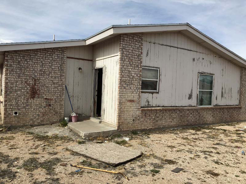 We buy damaged and vacant homes in El Paso.